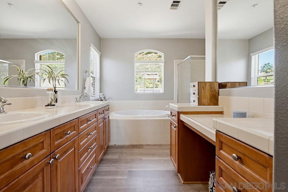 Detail Gallery Image 53 of 75 For Golden Oak Pl, Escondido,  CA 92027 - 5 Beds | 3 Baths