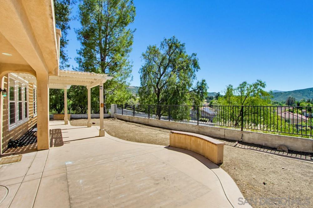 Detail Gallery Image 60 of 75 For Golden Oak Pl, Escondido,  CA 92027 - 5 Beds | 3 Baths