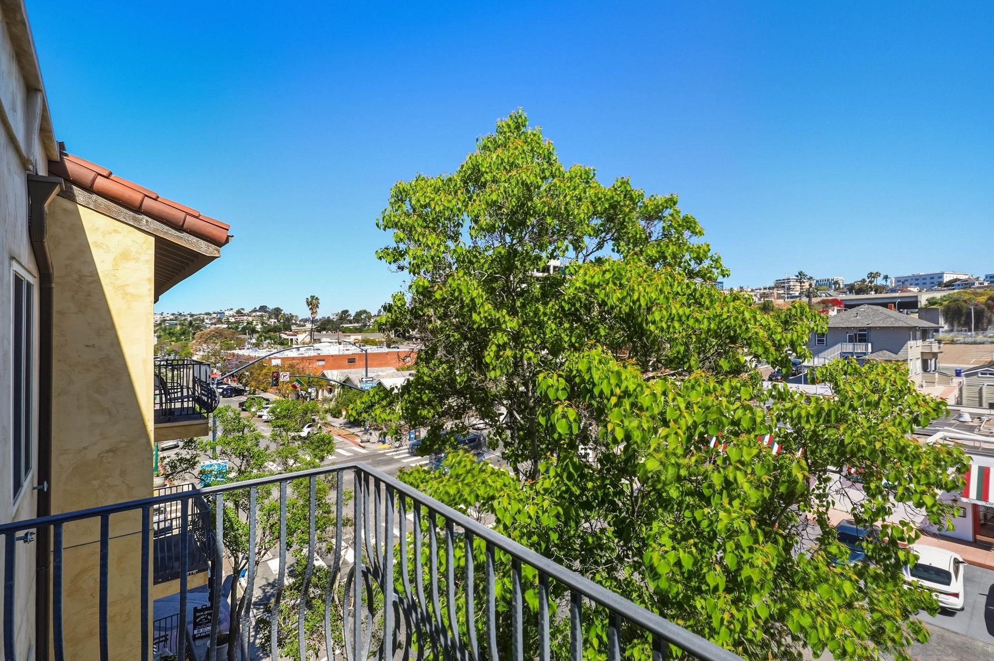 Detail Gallery Image 23 of 24 For 801 W Hawthorn  #406,  San Diego,  CA 92101 - 2 Beds | 2 Baths