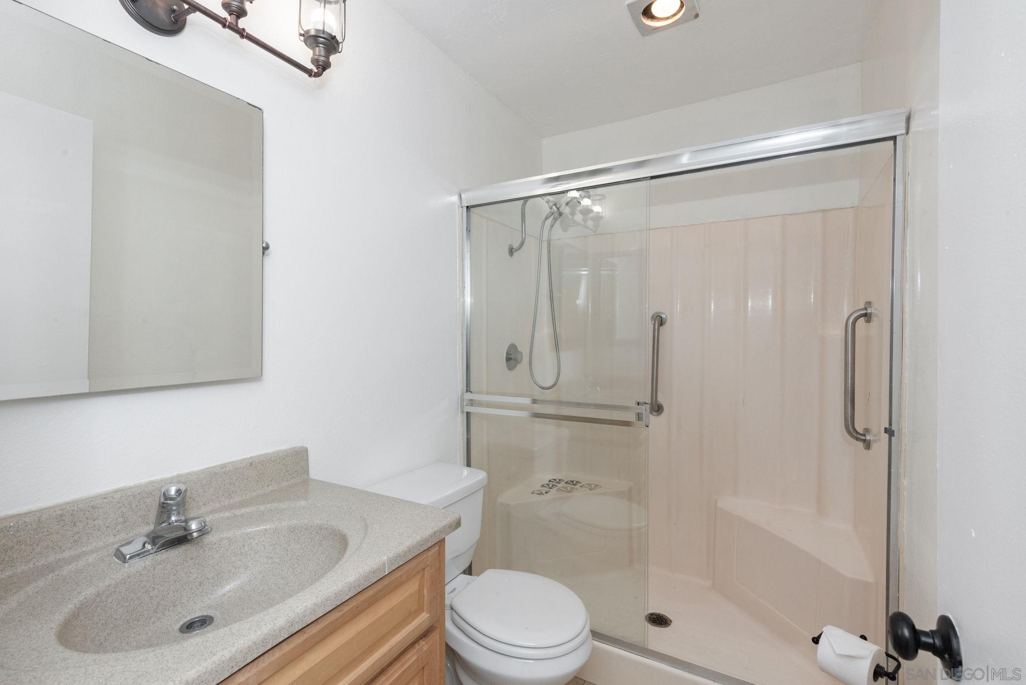 Detail Gallery Image 17 of 23 For 1811 E Grand Ave  #105,  Escondido,  CA 92027 - 2 Beds | 2 Baths