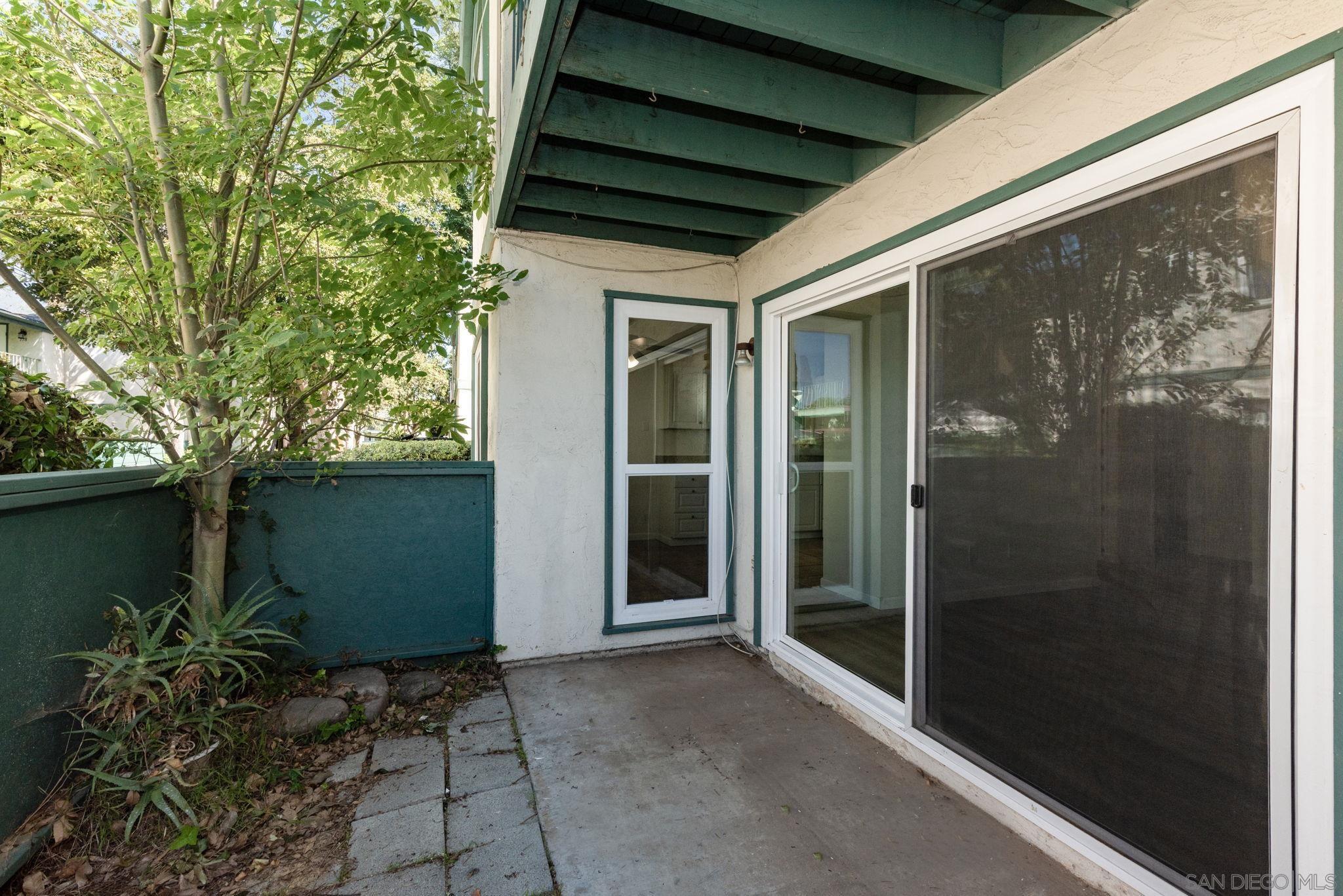 Detail Gallery Image 19 of 23 For 1811 E Grand Ave  #105,  Escondido,  CA 92027 - 2 Beds | 2 Baths