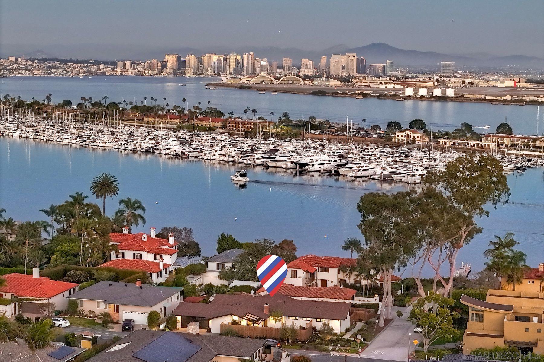 Detail Gallery Image 2 of 63 For 2980  Nichols St, San Diego,  CA 92106 - 4 Beds | 3 Baths