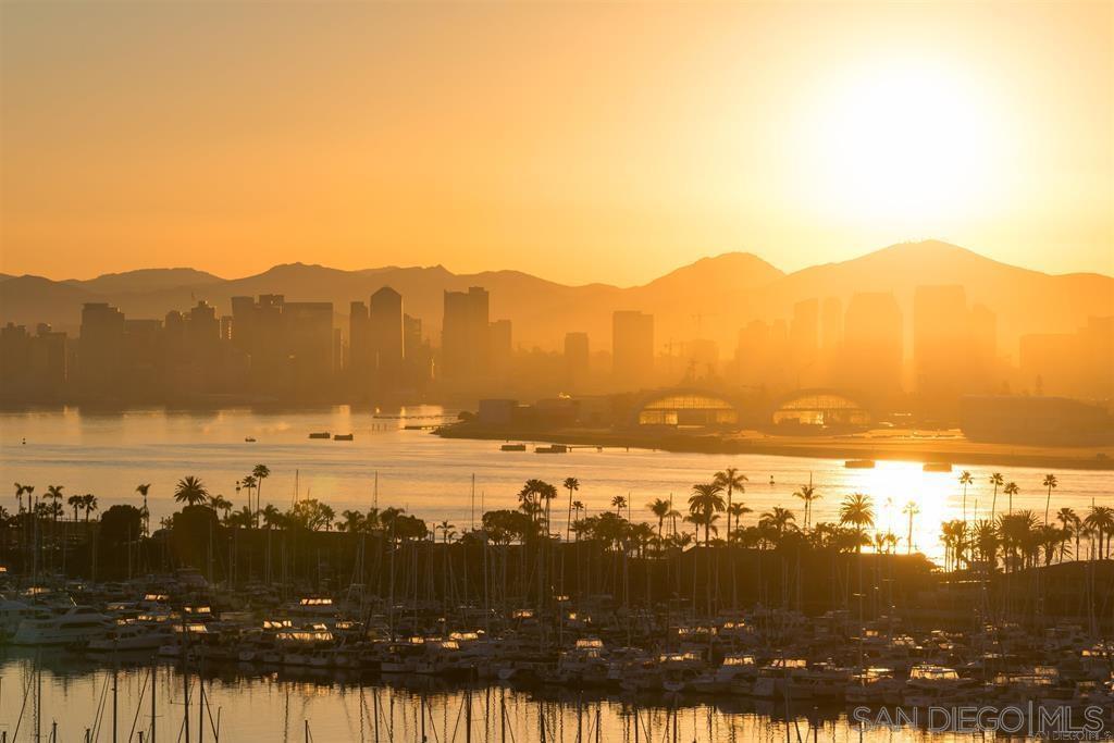 Detail Gallery Image 15 of 63 For 2980  Nichols St, San Diego,  CA 92106 - 4 Beds | 3 Baths