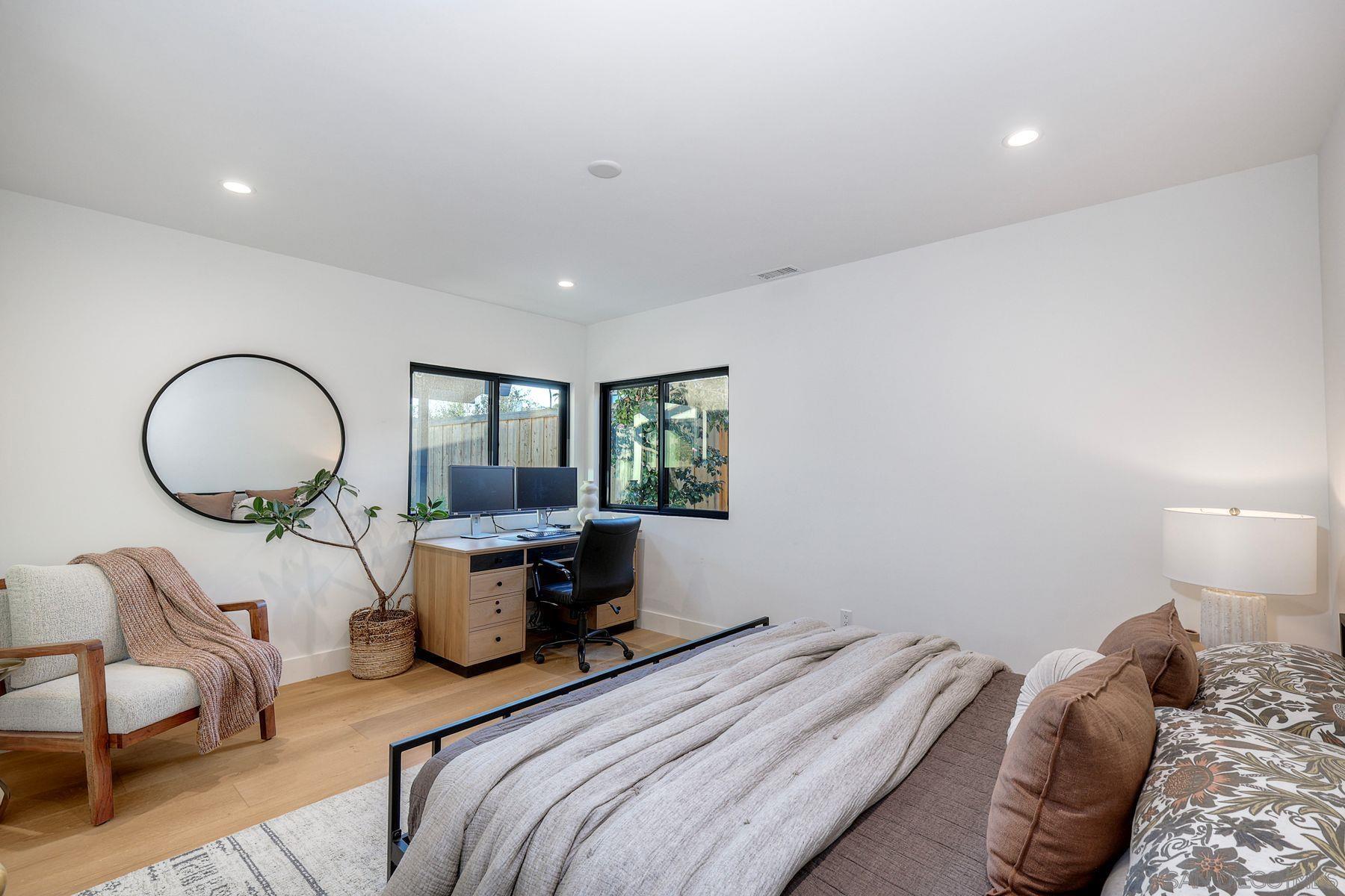 Detail Gallery Image 41 of 63 For 2980  Nichols St, San Diego,  CA 92106 - 4 Beds | 3 Baths