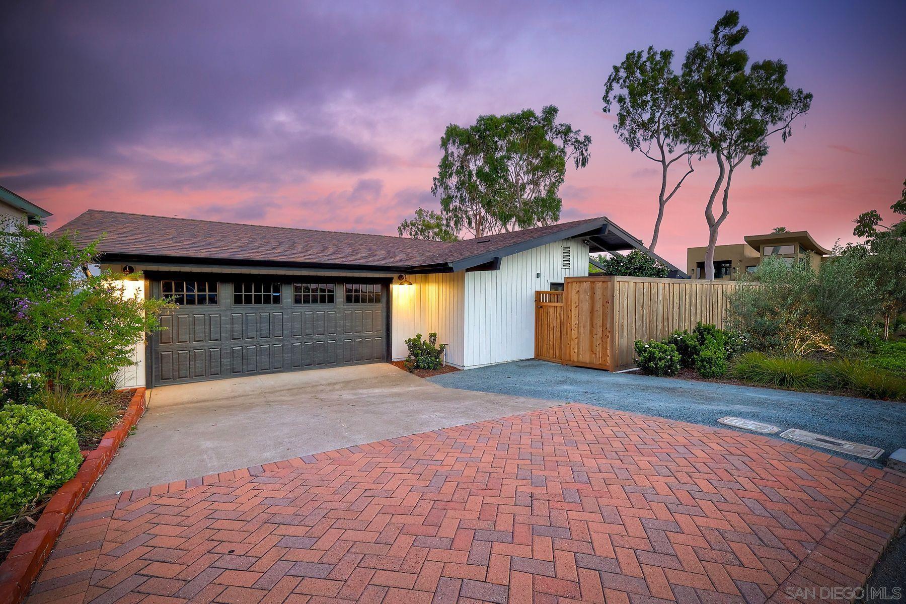 Detail Gallery Image 43 of 63 For 2980  Nichols St, San Diego,  CA 92106 - 4 Beds | 3 Baths