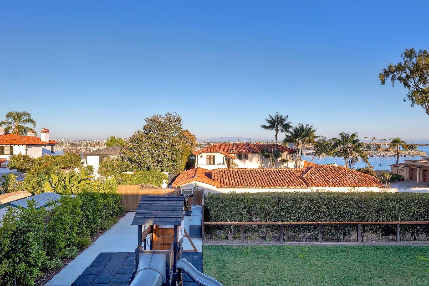 Detail Gallery Image 51 of 63 For 2980  Nichols St, San Diego,  CA 92106 - 4 Beds | 3 Baths