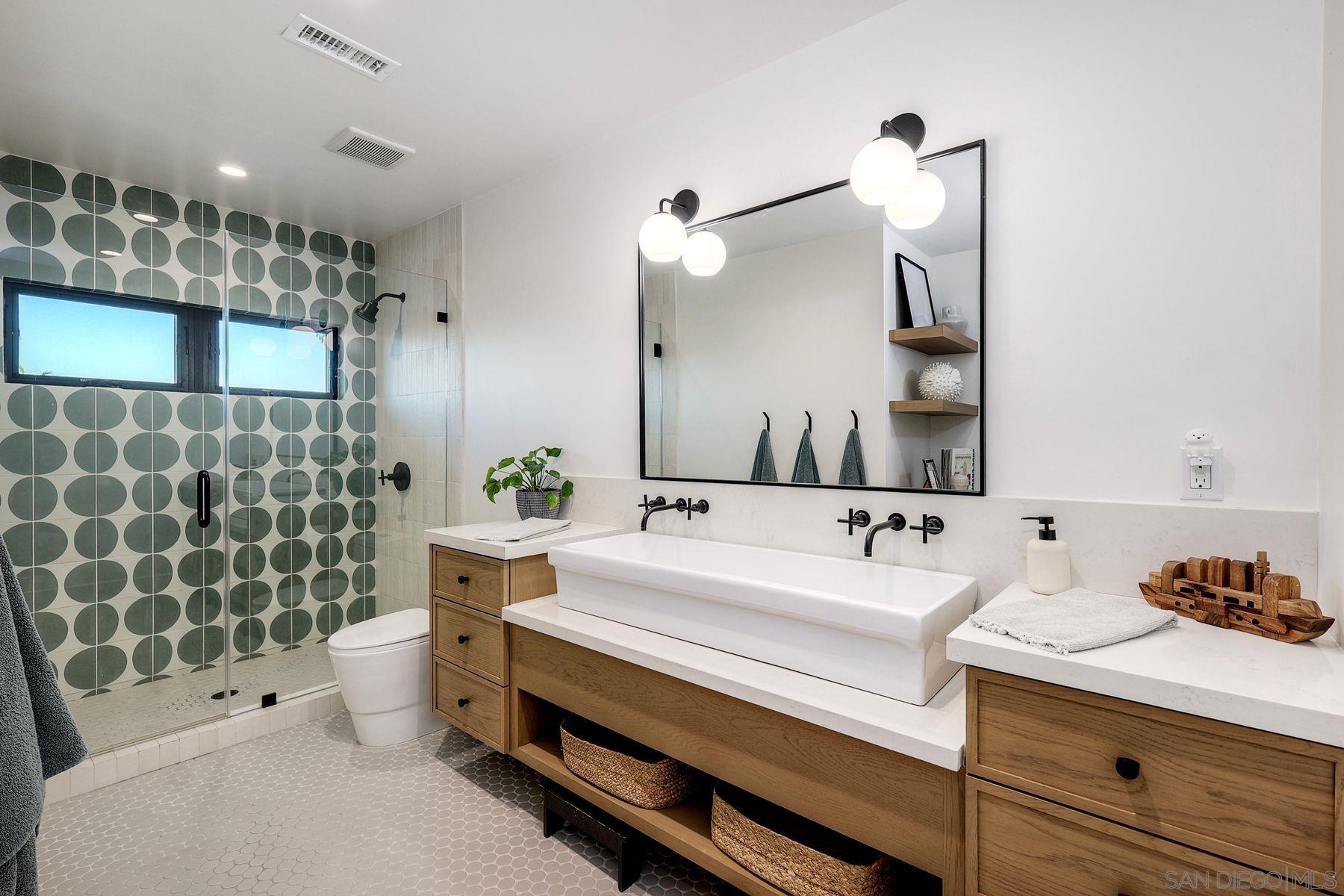 Detail Gallery Image 56 of 63 For 2980  Nichols St, San Diego,  CA 92106 - 4 Beds | 3 Baths