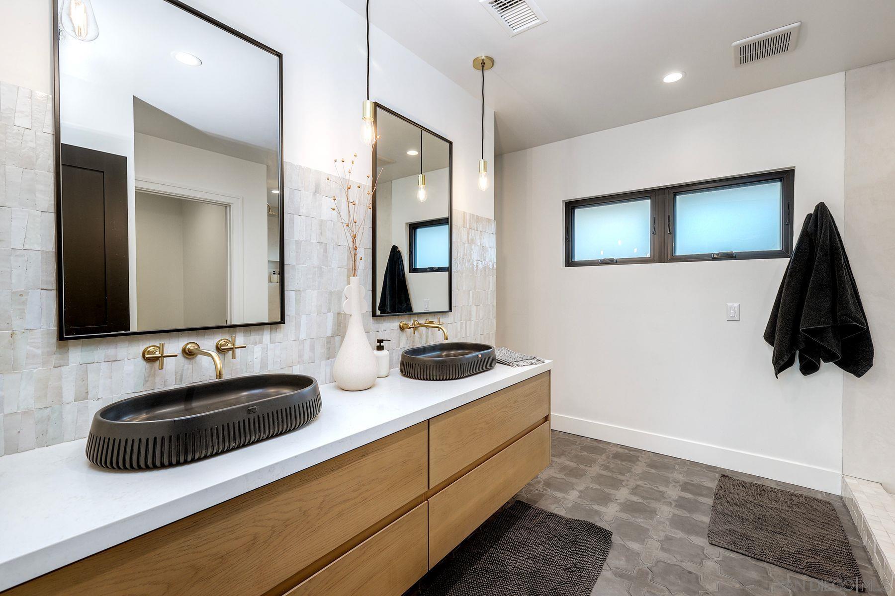 Detail Gallery Image 59 of 63 For 2980  Nichols St, San Diego,  CA 92106 - 4 Beds | 3 Baths