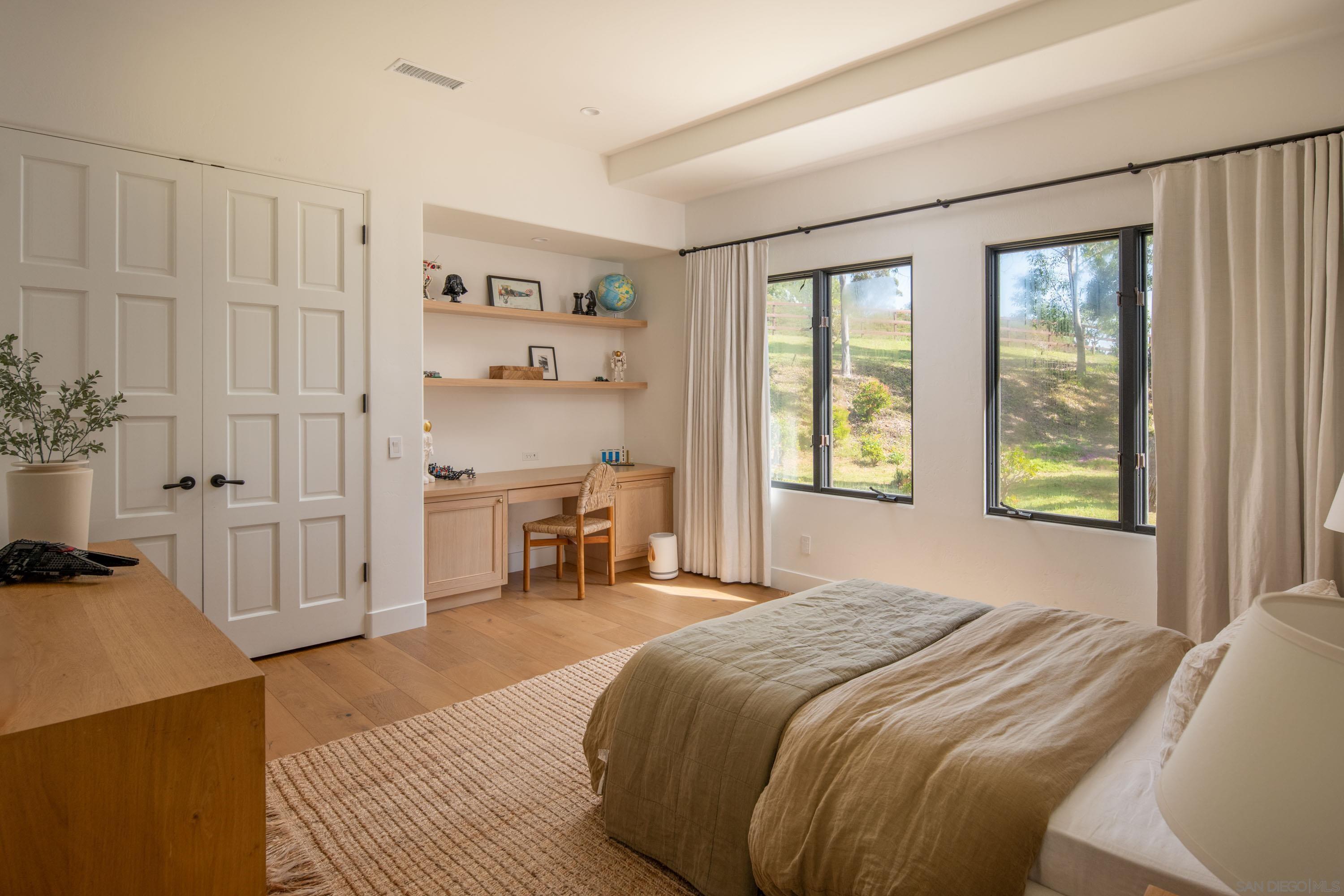 Detail Gallery Image 17 of 31 For 18044  Loma Alegre, Rancho Santa Fe,  CA 92067 - 6 Beds | 6/1 Baths