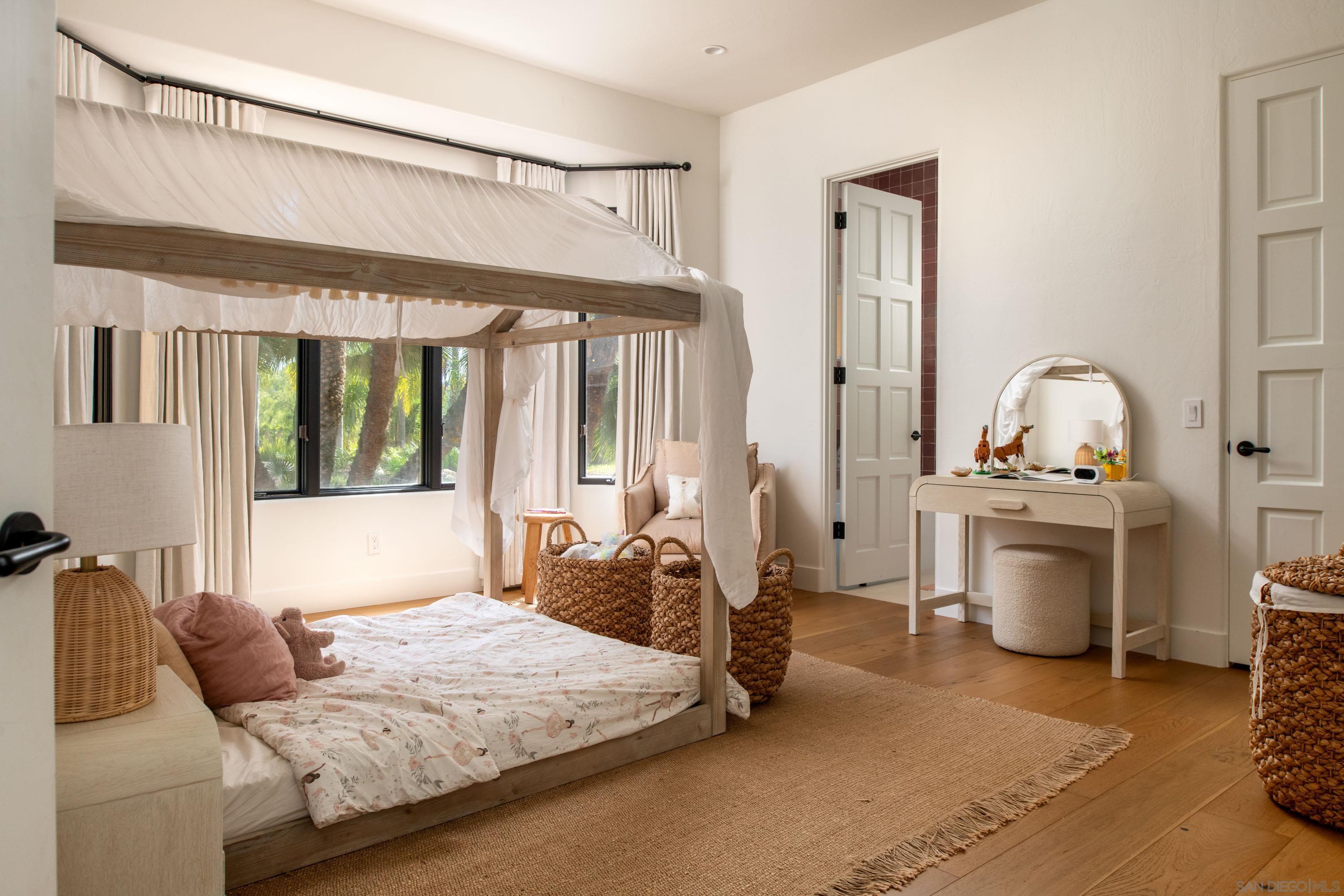 Detail Gallery Image 18 of 31 For 18044  Loma Alegre, Rancho Santa Fe,  CA 92067 - 6 Beds | 6/1 Baths