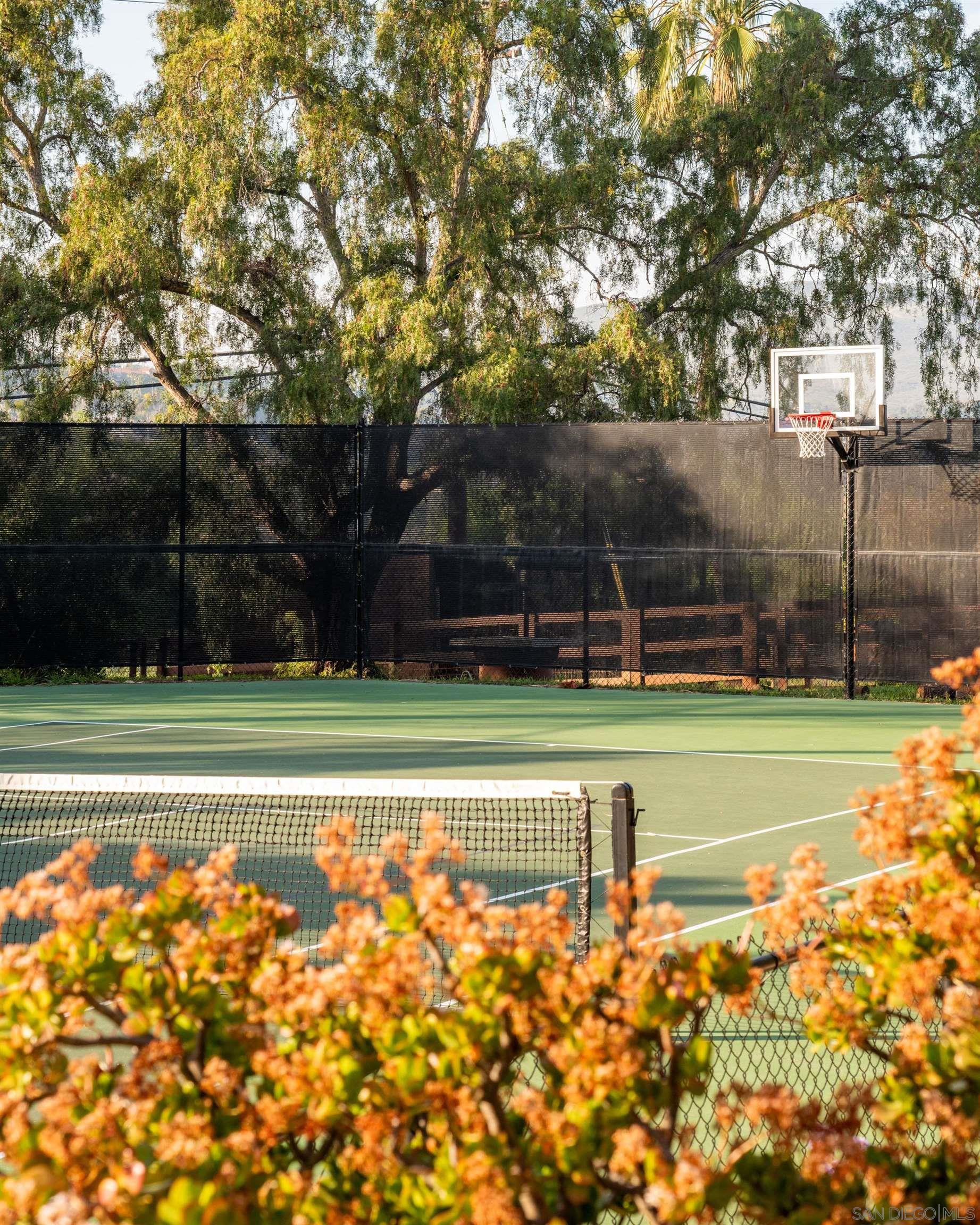 Detail Gallery Image 27 of 31 For 18044  Loma Alegre, Rancho Santa Fe,  CA 92067 - 6 Beds | 6/1 Baths