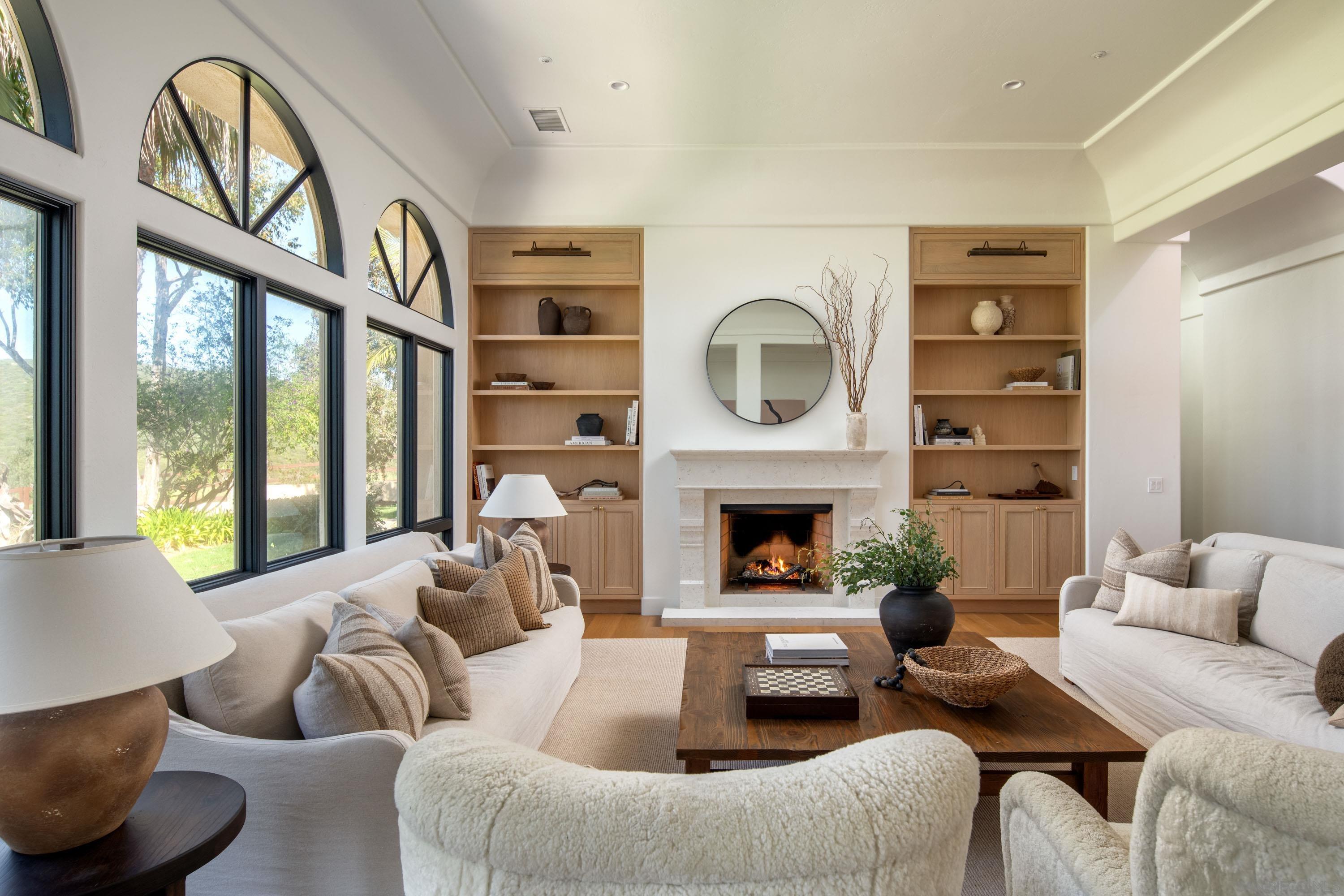 Detail Gallery Image 4 of 31 For 18044  Loma Alegre, Rancho Santa Fe,  CA 92067 - 6 Beds | 6/1 Baths