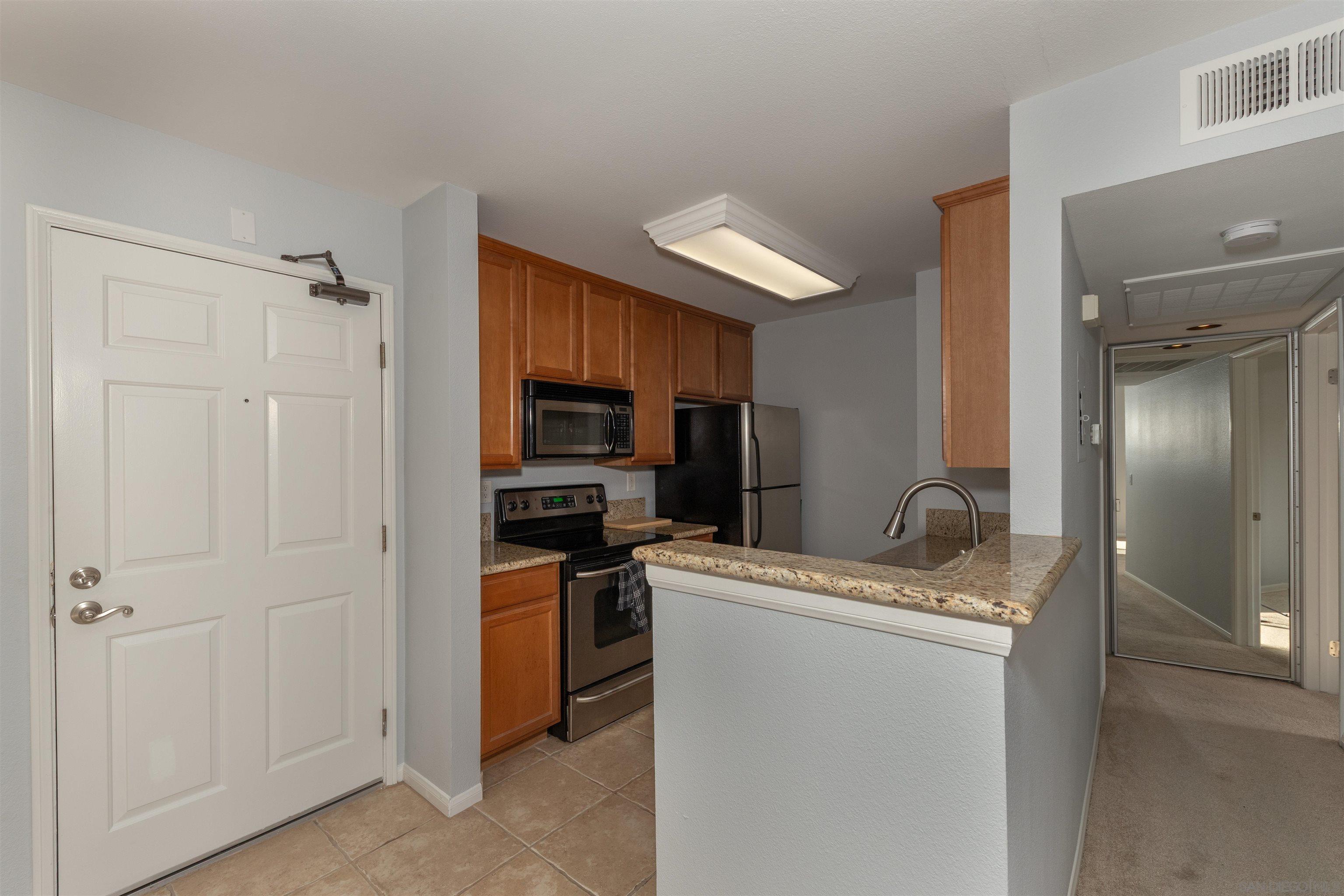 Detail Gallery Image 4 of 42 For 7160  Shoreline Dr.  #4303,  San Diego,  CA 92122 - 1 Beds | 1 Baths