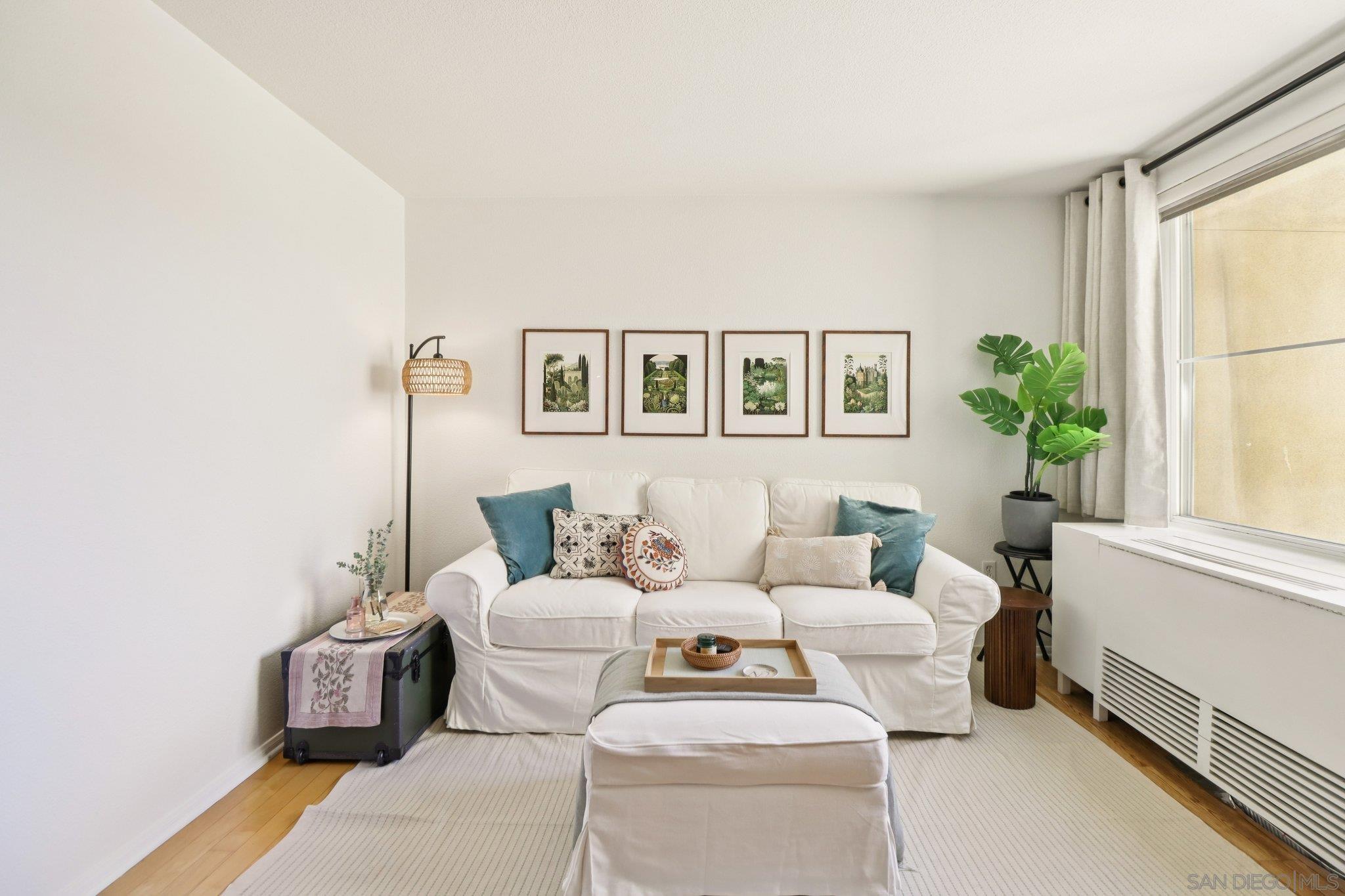 Detail Gallery Image 3 of 42 For 1970  Columbia Street  #301,  San Diego,  CA 92101 - 1 Beds | 1 Baths