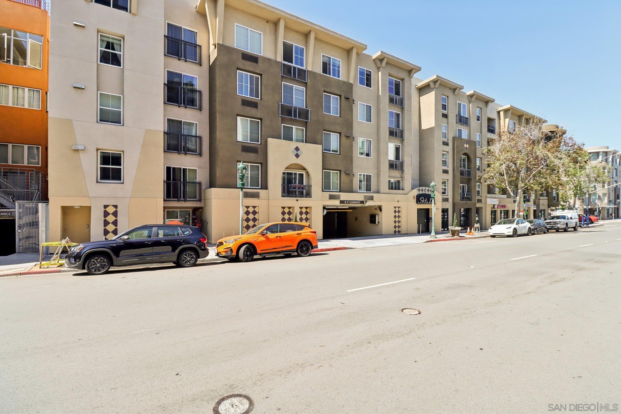 Detail Gallery Image 27 of 42 For 1970  Columbia Street  #301,  San Diego,  CA 92101 - 1 Beds | 1 Baths