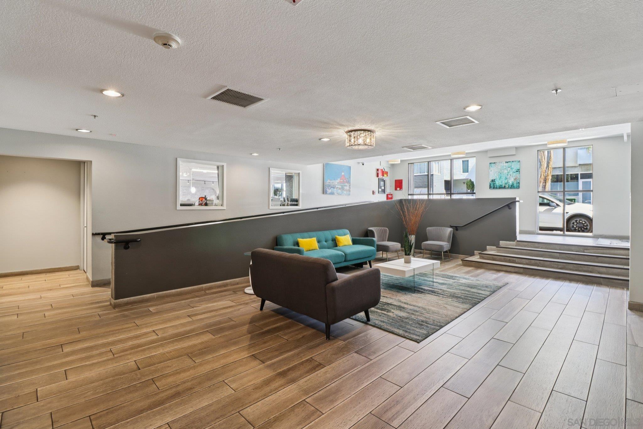 Detail Gallery Image 32 of 42 For 1970  Columbia Street  #301,  San Diego,  CA 92101 - 1 Beds | 1 Baths