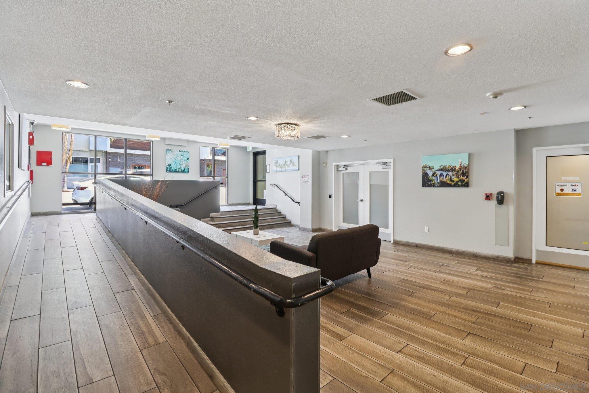 Detail Gallery Image 33 of 42 For 1970  Columbia Street  #301,  San Diego,  CA 92101 - 1 Beds | 1 Baths