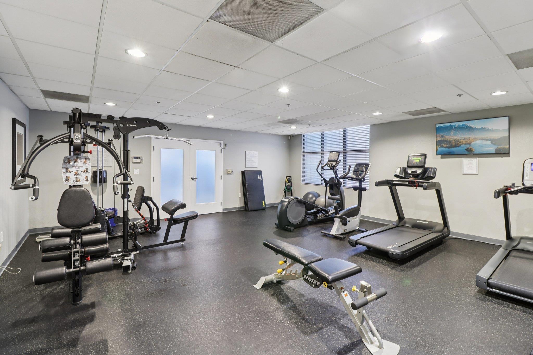 Detail Gallery Image 34 of 42 For 1970  Columbia Street  #301,  San Diego,  CA 92101 - 1 Beds | 1 Baths