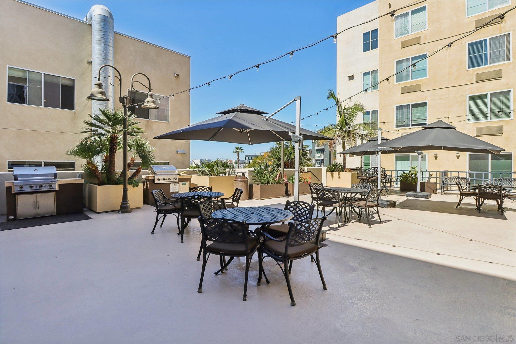 Detail Gallery Image 41 of 42 For 1970  Columbia Street  #301,  San Diego,  CA 92101 - 1 Beds | 1 Baths