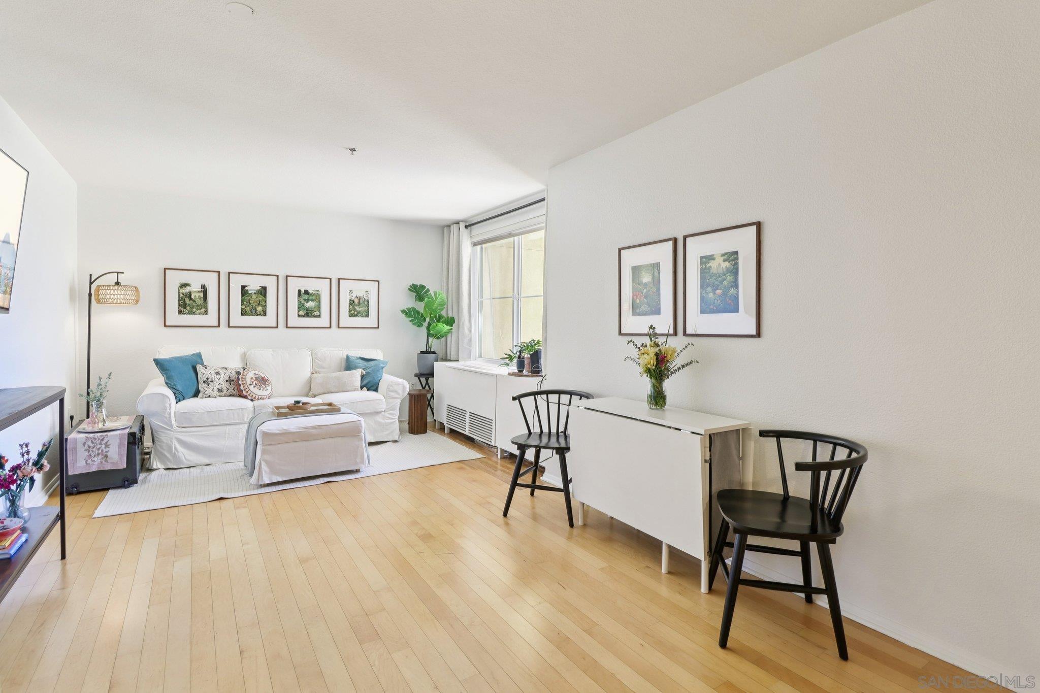 Detail Gallery Image 7 of 42 For 1970  Columbia Street  #301,  San Diego,  CA 92101 - 1 Beds | 1 Baths