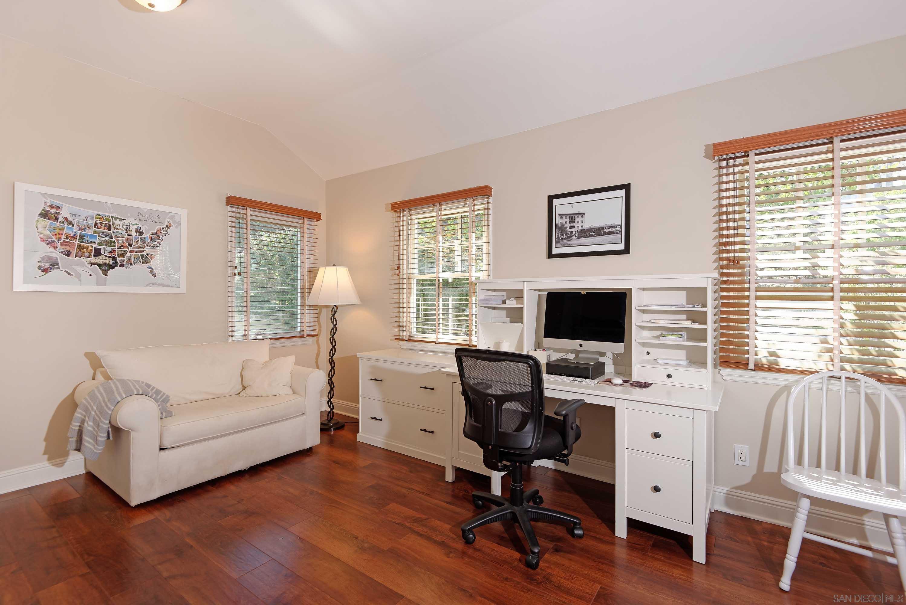 Detail Gallery Image 28 of 48 For 7948  Roseland Dr, La Jolla,  CA 92037 - 5 Beds | 4 Baths