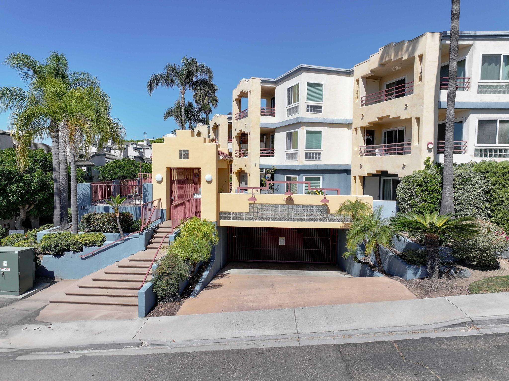 Detail Gallery Image 33 of 42 For 3502  Pringle St  #102,  San Diego,  CA 92110 - 2 Beds | 2 Baths