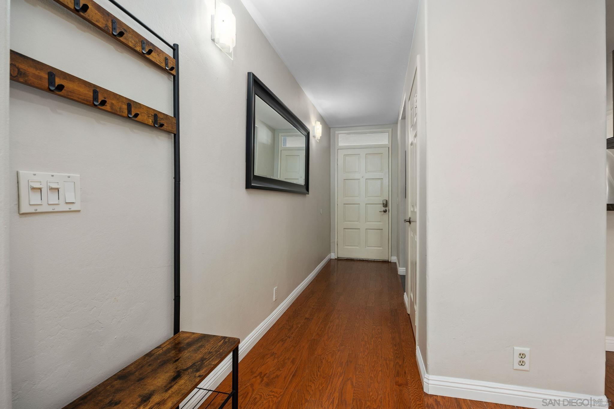 Detail Gallery Image 8 of 42 For 3502  Pringle St  #102,  San Diego,  CA 92110 - 2 Beds | 2 Baths