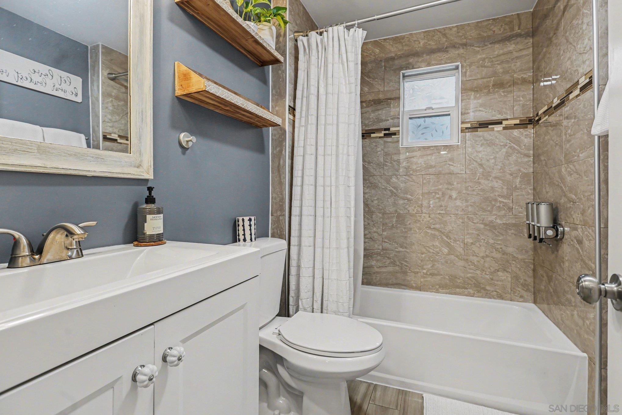 Detail Gallery Image 18 of 29 For 30960  Mission, Bonsall,  CA 92003 - 4 Beds | 2 Baths