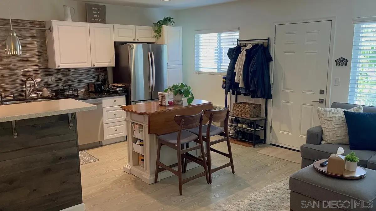 Detail Gallery Image 5 of 28 For 3532  Meade Ave.  #28,  San Diego,  CA 92116 - 1 Beds | 1 Baths