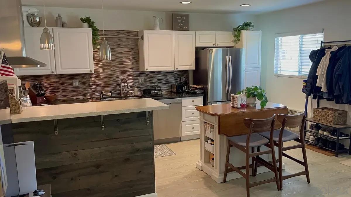 Detail Gallery Image 6 of 28 For 3532  Meade Ave.  #28,  San Diego,  CA 92116 - 1 Beds | 1 Baths