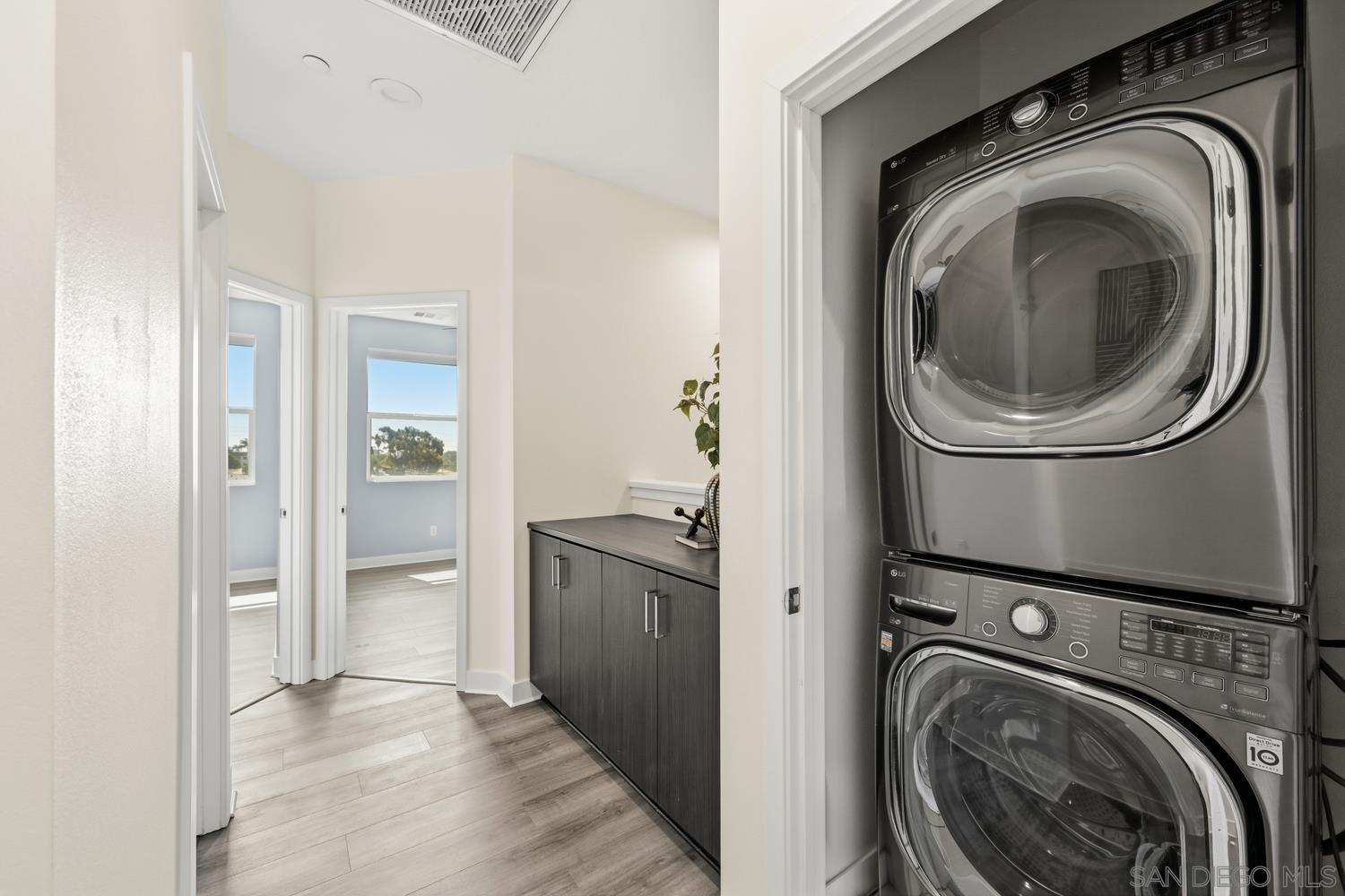 Detail Gallery Image 26 of 38 For 748  Shoreline, Chula Vista,  CA 91910 - 4 Beds | 3/1 Baths