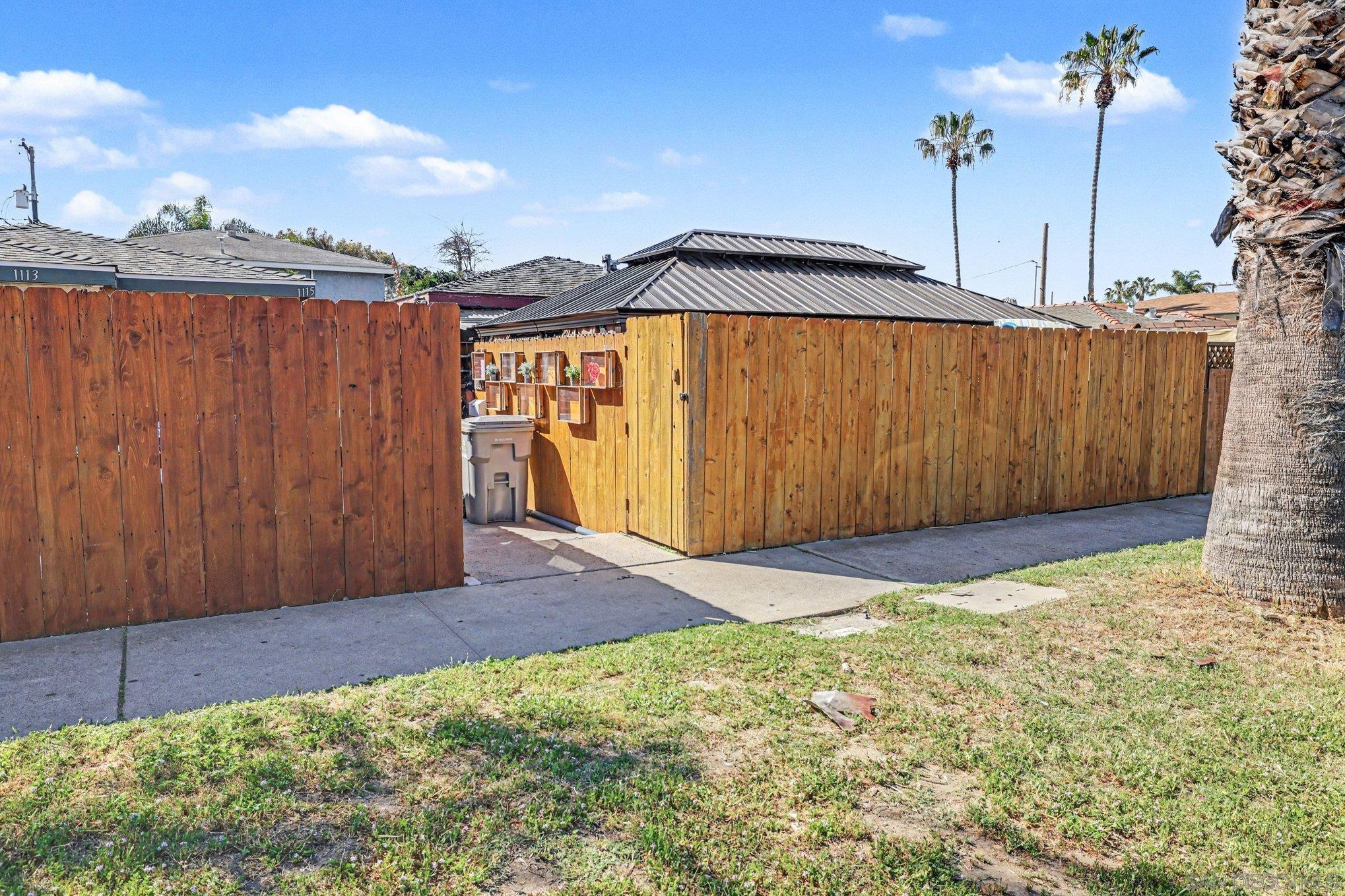 Front Image Thumbnail for SD260006642