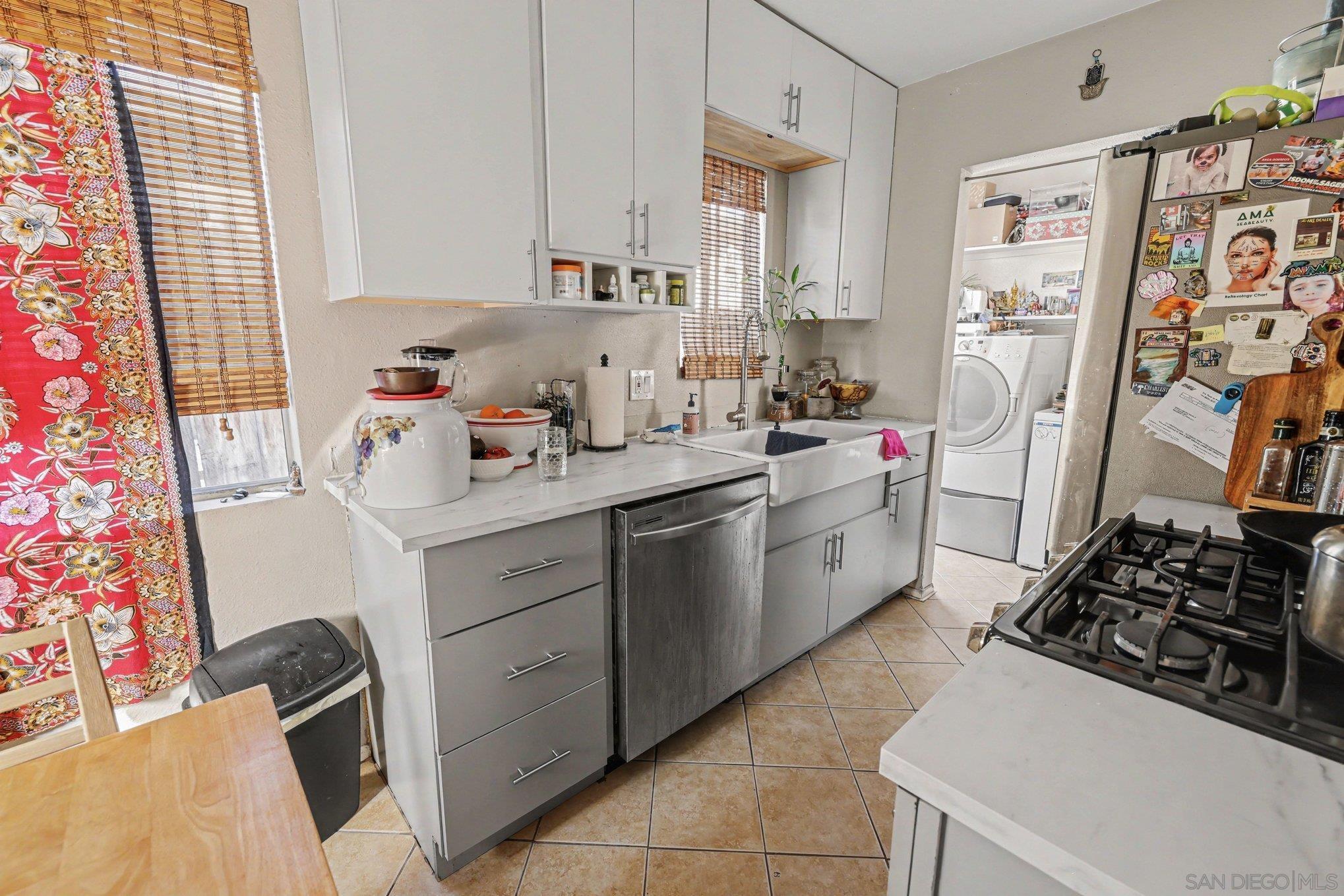 Detail Gallery Image 16 of 27 For 1109-1111  Grand, San Diego,  CA 92109 - – Beds | – Baths