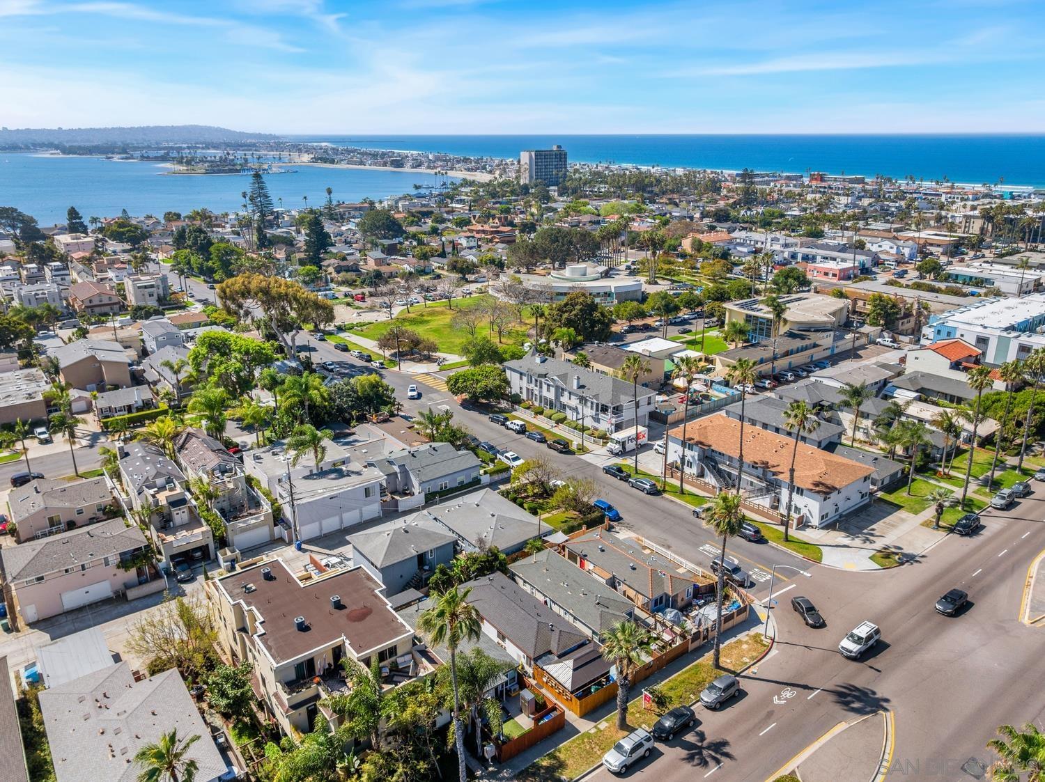 Detail Gallery Image 24 of 27 For 1109-1111  Grand, San Diego,  CA 92109 - – Beds | – Baths