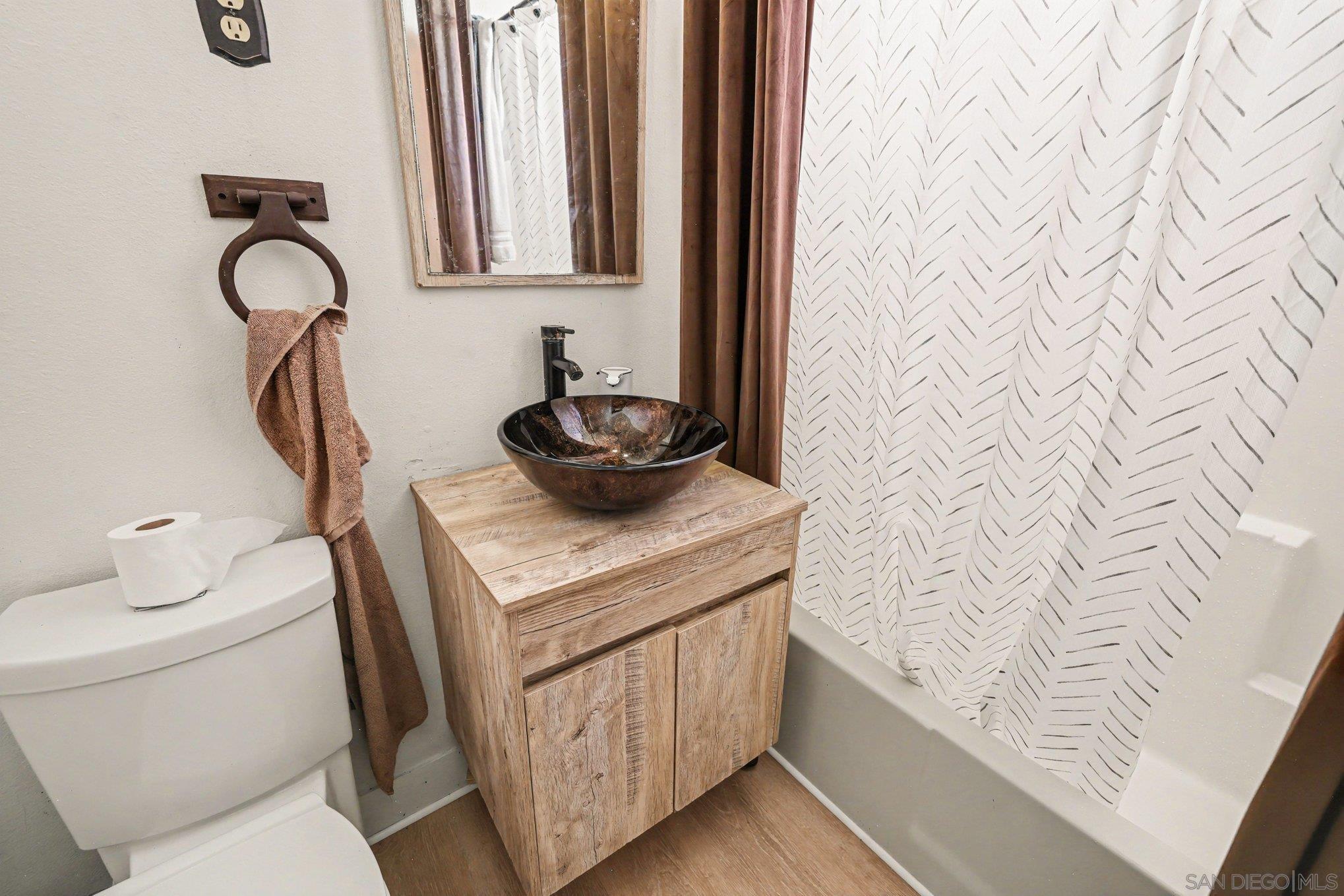 Detail Gallery Image 9 of 27 For 1109-1111  Grand, San Diego,  CA 92109 - – Beds | – Baths