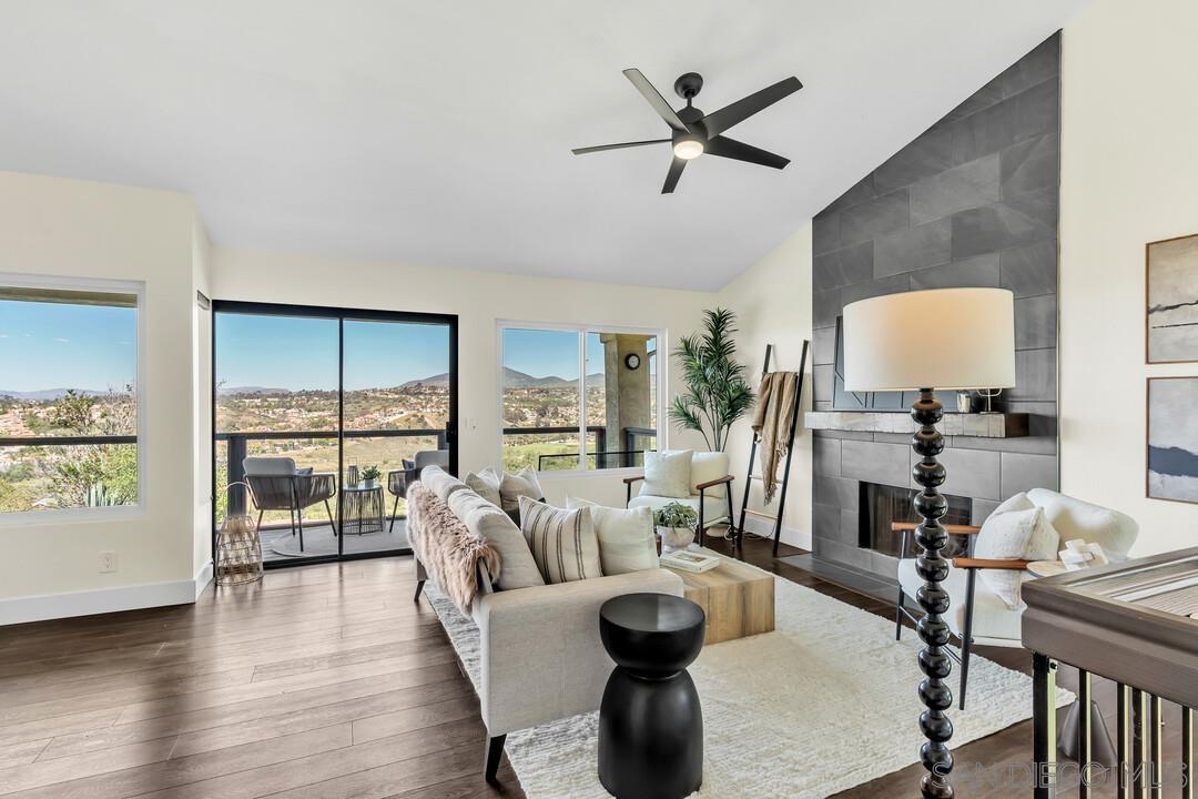 Front Image Thumbnail for SD260006643