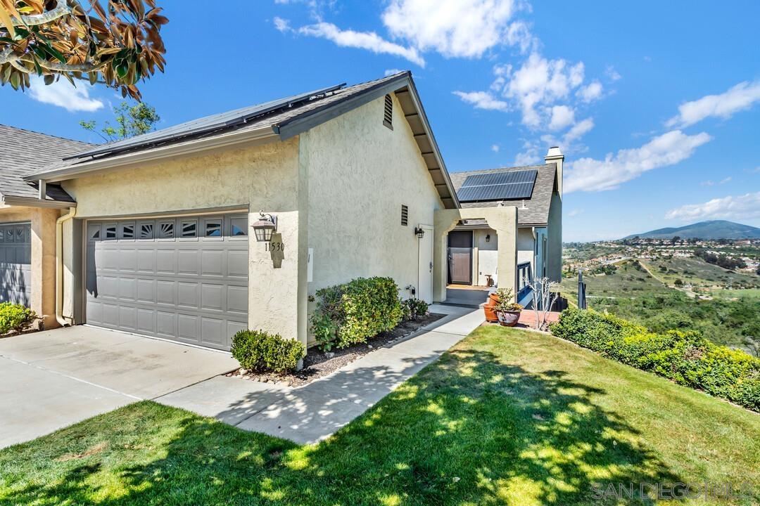 Detail Gallery Image 2 of 50 For 11530  Alkaid, San Diego,  CA 92126 - 3 Beds | 2/1 Baths