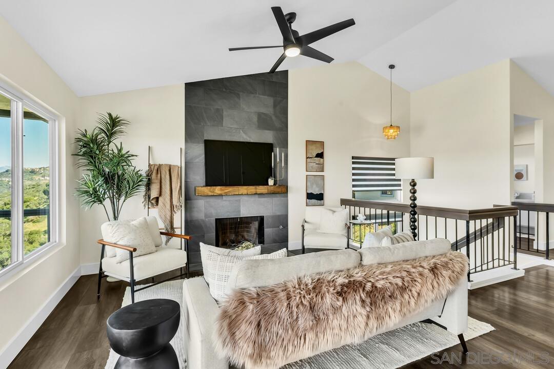 Detail Gallery Image 17 of 50 For 11530  Alkaid, San Diego,  CA 92126 - 3 Beds | 2/1 Baths