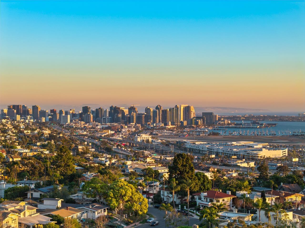 Detail Gallery Image 12 of 71 For 4040  Alameda, San Diego,  CA 92103 - 4 Beds | 4 Baths