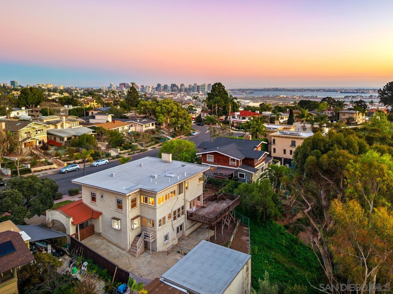 Detail Gallery Image 13 of 71 For 4040  Alameda, San Diego,  CA 92103 - 4 Beds | 4 Baths