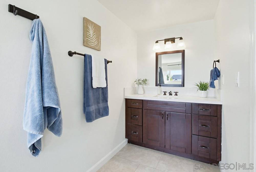 Detail Gallery Image 40 of 57 For 11050  Westonhill Dr, San Diego,  CA 92126 - 5 Beds | 3 Baths