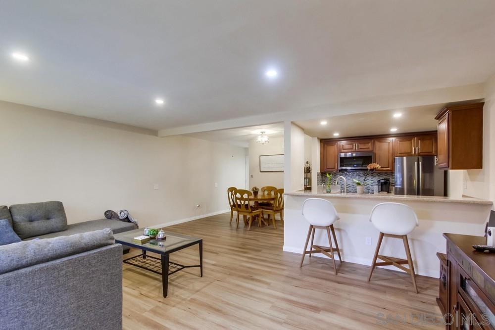 Detail Gallery Image 2 of 17 For 6009  Rancho Mission  107, San Diego,  CA 92108 - 1 Beds | 1 Baths