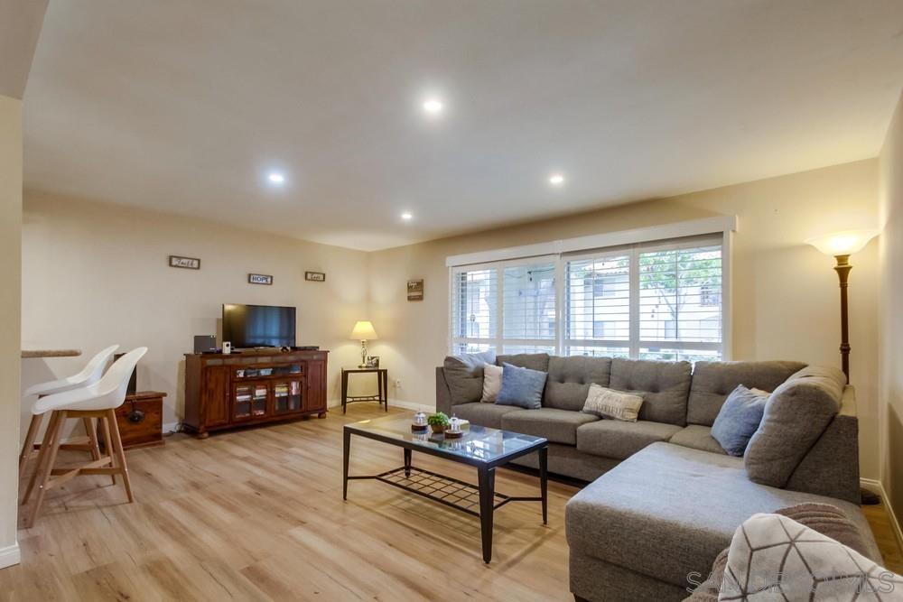 Detail Gallery Image 4 of 17 For 6009  Rancho Mission  107, San Diego,  CA 92108 - 1 Beds | 1 Baths