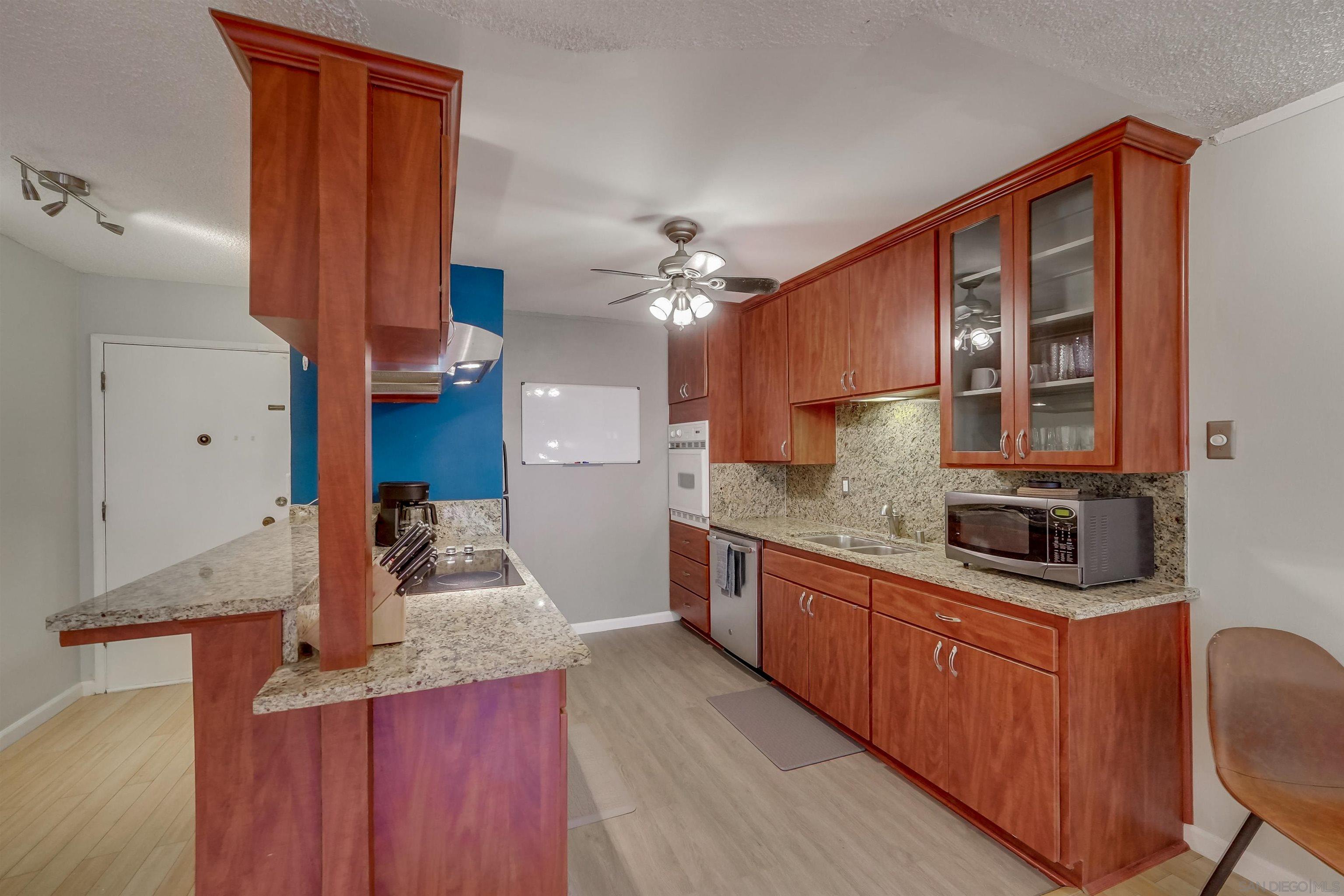 Detail Gallery Image 10 of 30 For 4444 W Point Loma  #41,  San Diego,  CA 92107 - 1 Beds | 1 Baths