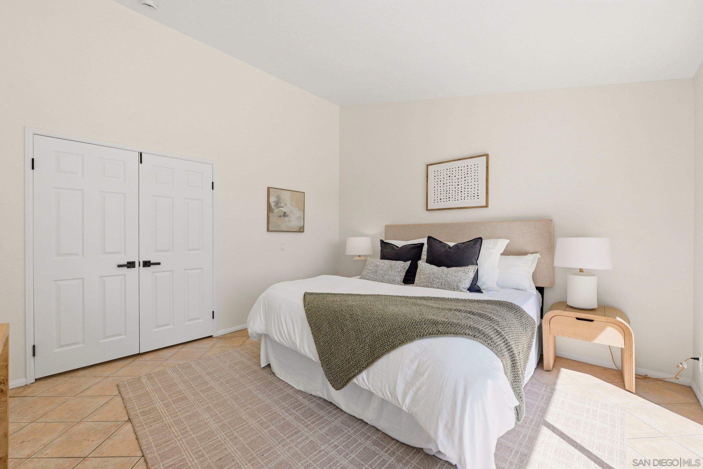 Detail Gallery Image 20 of 39 For 3439  Northwood Dr., Oceanside,  CA 92058 - 4 Beds | 2/1 Baths