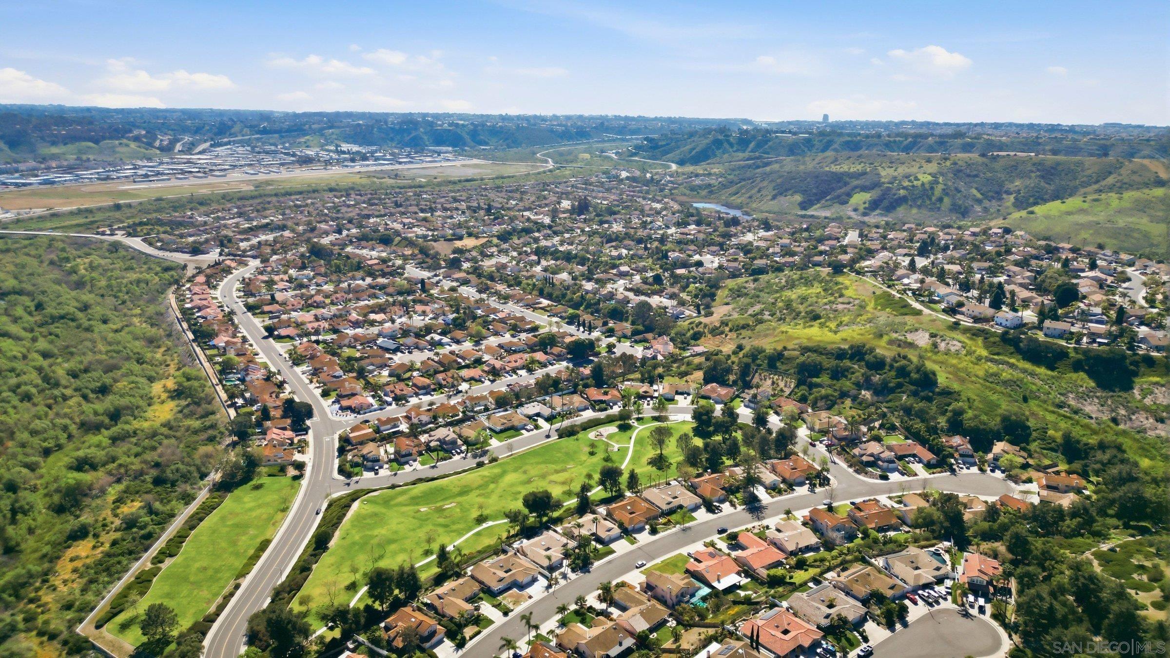 Detail Gallery Image 36 of 39 For 3439  Northwood Dr., Oceanside,  CA 92058 - 4 Beds | 2/1 Baths