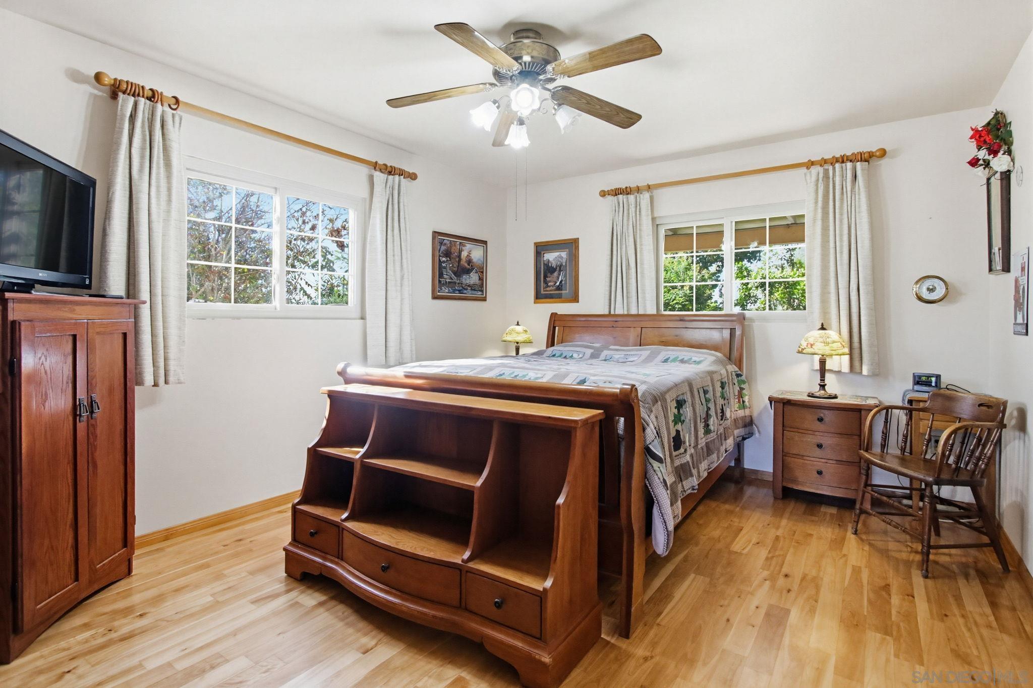 Detail Gallery Image 23 of 55 For 8698  Echo, La Mesa,  CA 91941 - 5 Beds | 3/1 Baths