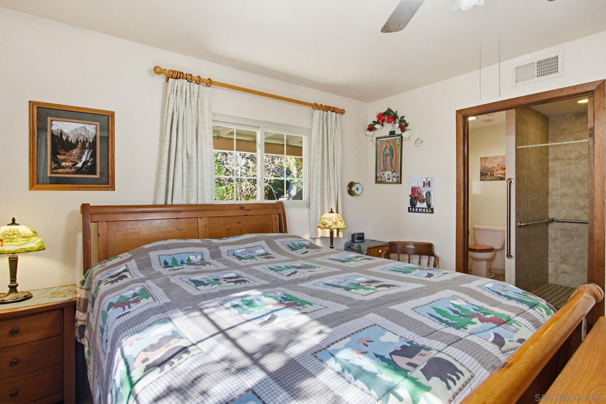 Detail Gallery Image 24 of 55 For 8698  Echo, La Mesa,  CA 91941 - 5 Beds | 3/1 Baths