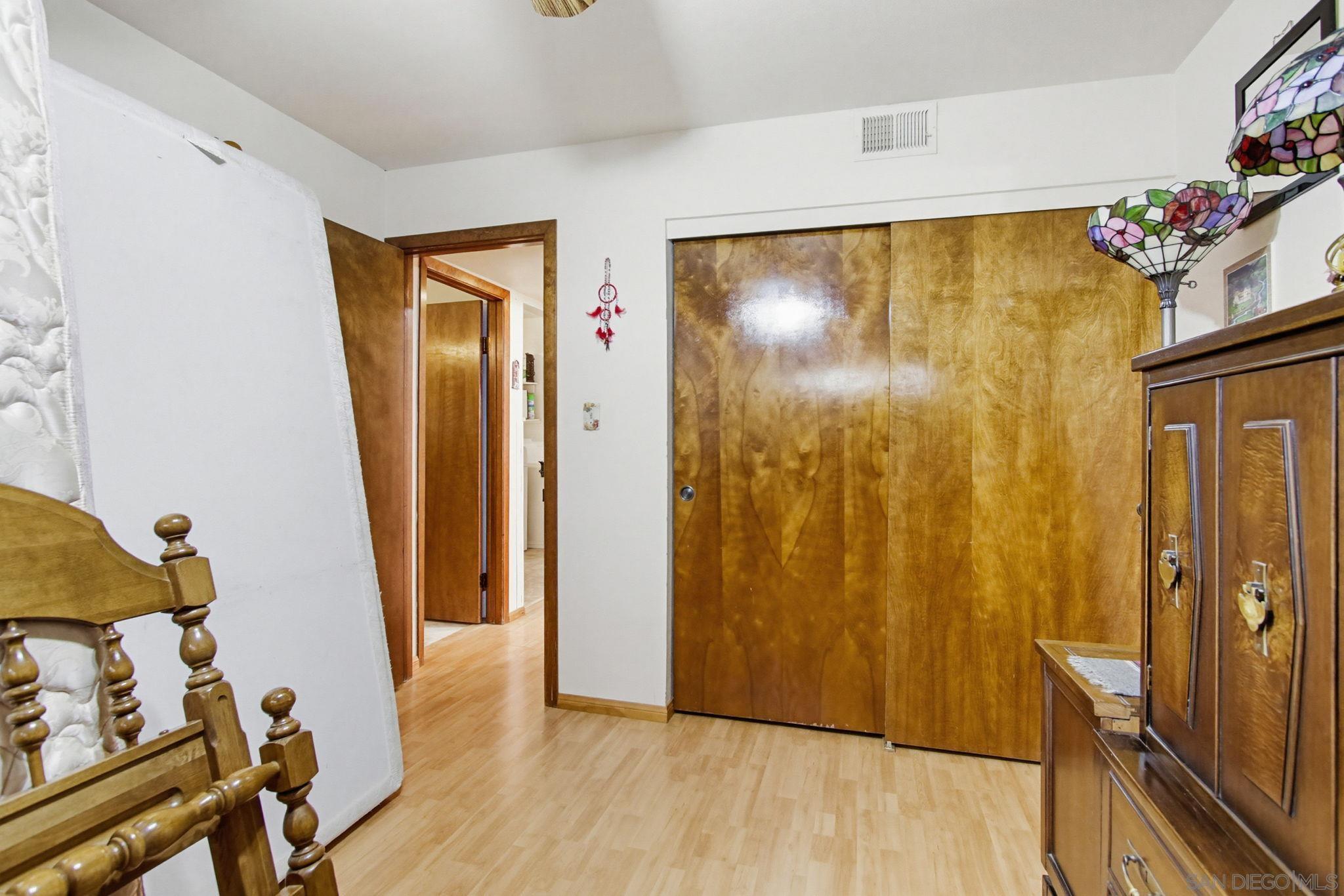 Detail Gallery Image 31 of 55 For 8698  Echo, La Mesa,  CA 91941 - 5 Beds | 3/1 Baths