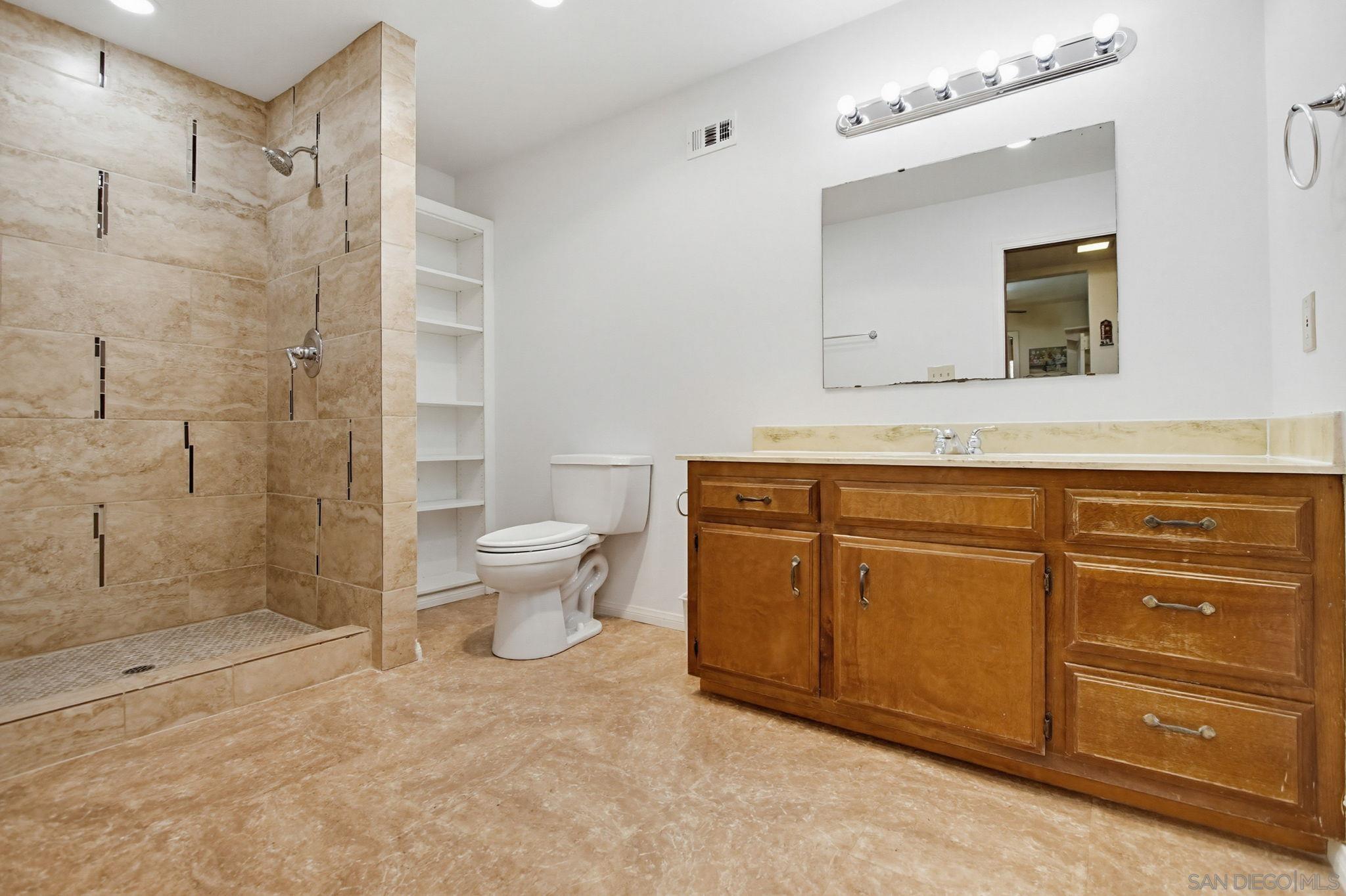 Detail Gallery Image 34 of 55 For 8698  Echo, La Mesa,  CA 91941 - 5 Beds | 3/1 Baths